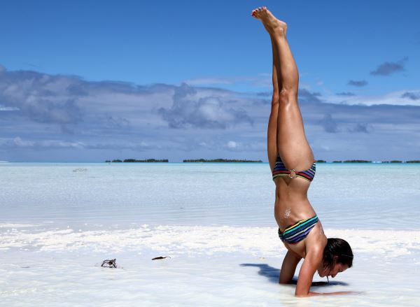 Arm-Balance-Yoga-Pose-Pincha-Mayurasana