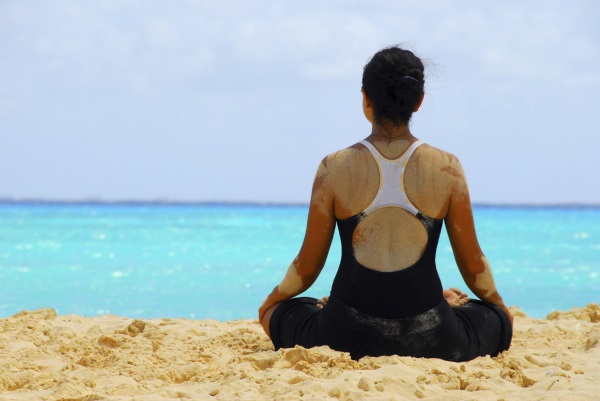 Easy-Pose-Yoga-Pose-Sukhasana
