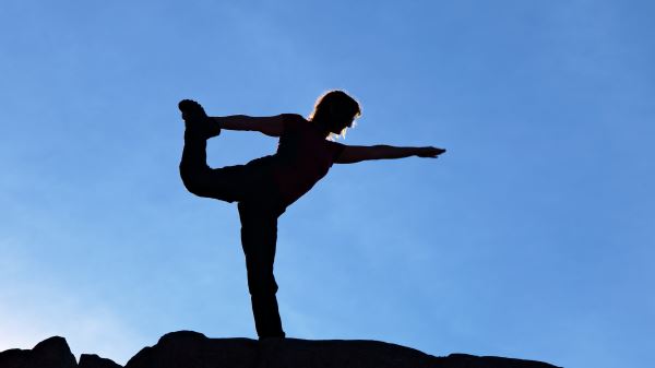 King-Dancer-Yoga-Pose-Natarajasana